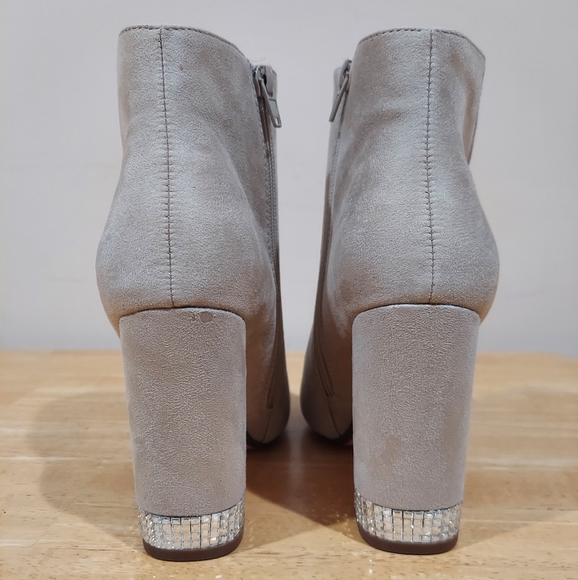 XOXO Women's Ankle Boots - Picture 6 of 15